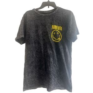 ✨Nirvana Washed Black Yellow Smiley Logo Graphic Design Sz Medium T-Shirt✨